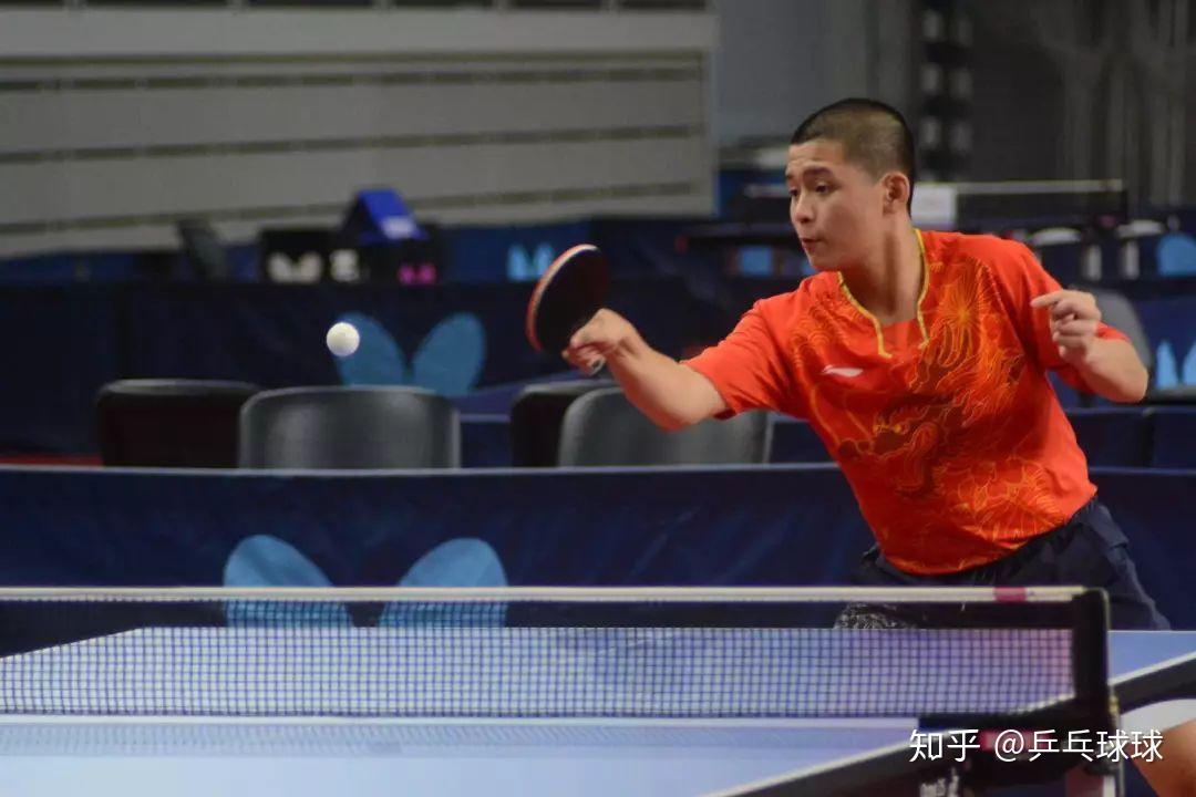 拔河女子铜 拔河女子铜